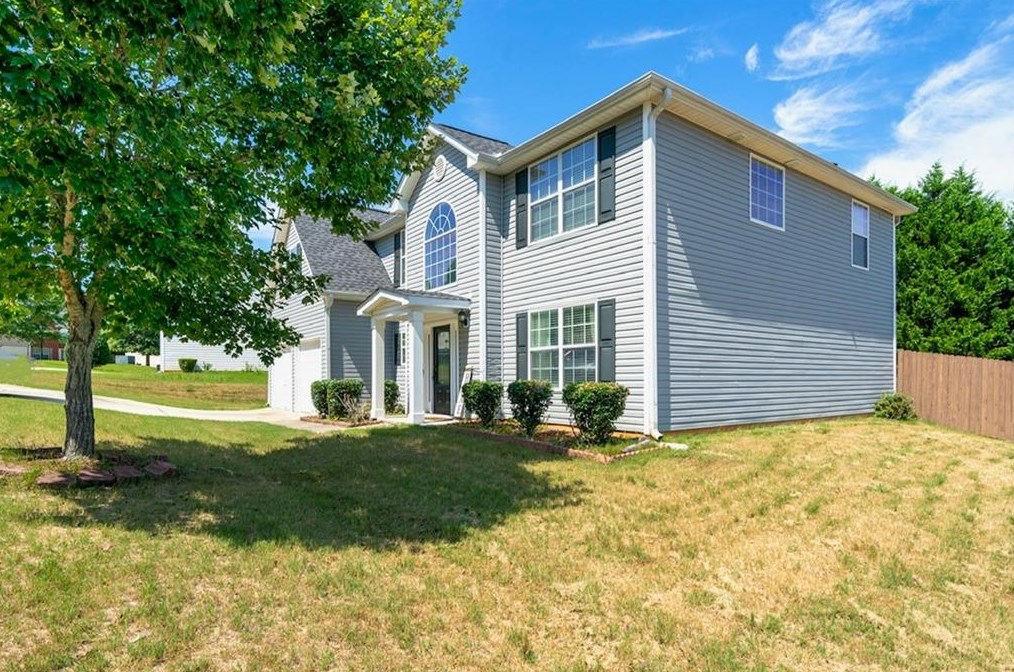 3734 Meridian Ln, Douglasville, GA 30135-7729