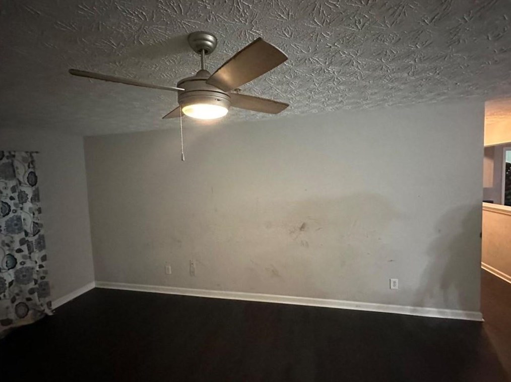 6204 Fairington Ridge Cir, Lithonia, GA 30038