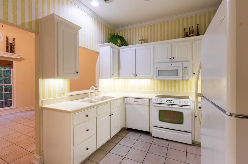 220 Stonecrest Ct, Athens GA 30605-3967 exterior