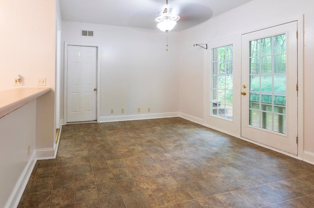 220 Stonecrest Ct, Athens GA 30605-3967 exterior