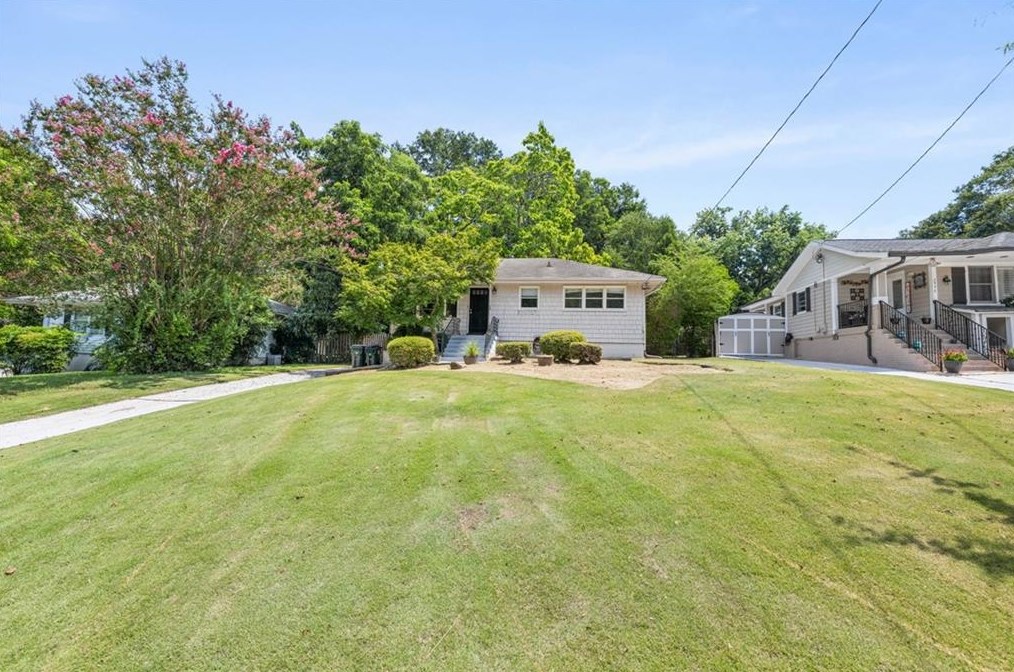 2963 Villa Esta Dr, Atlanta, GA 30341-3709