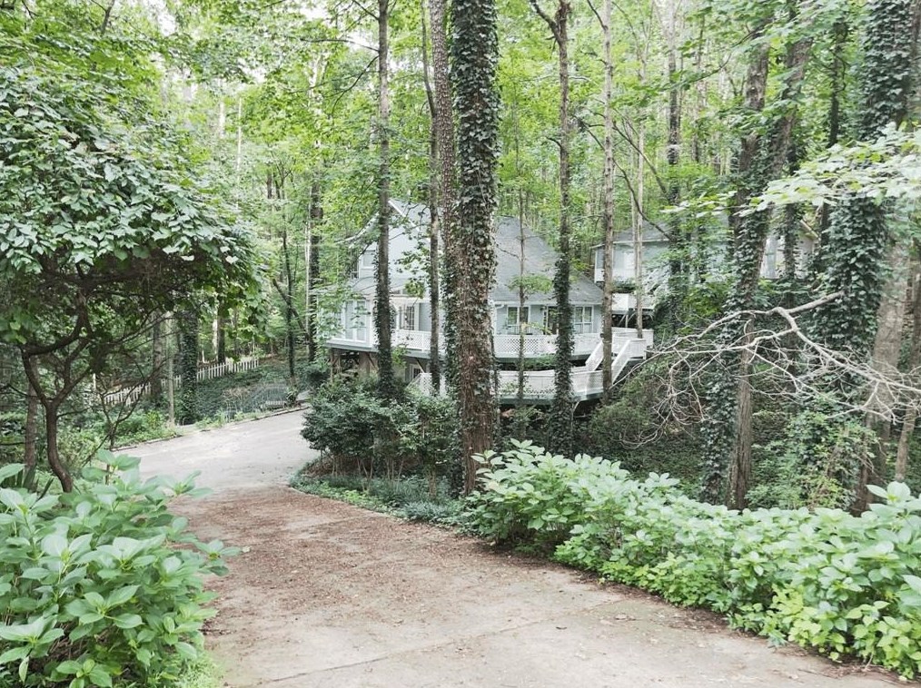 4049 Skyline Dr, Gainesville, GA 30501