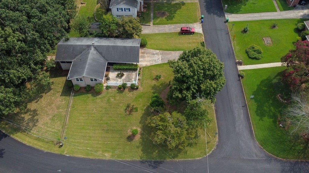 1208 June Dr, Decatur GA  30035-1019 exterior