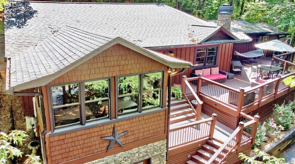 109 Agora Ln, Ellijay, GA 30540