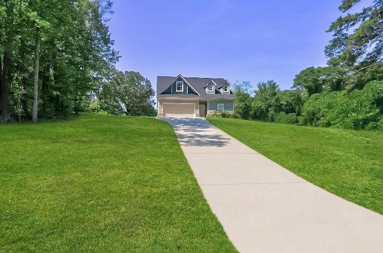 110 Chattahoochee Way, Cornelia, GA 30531-4525