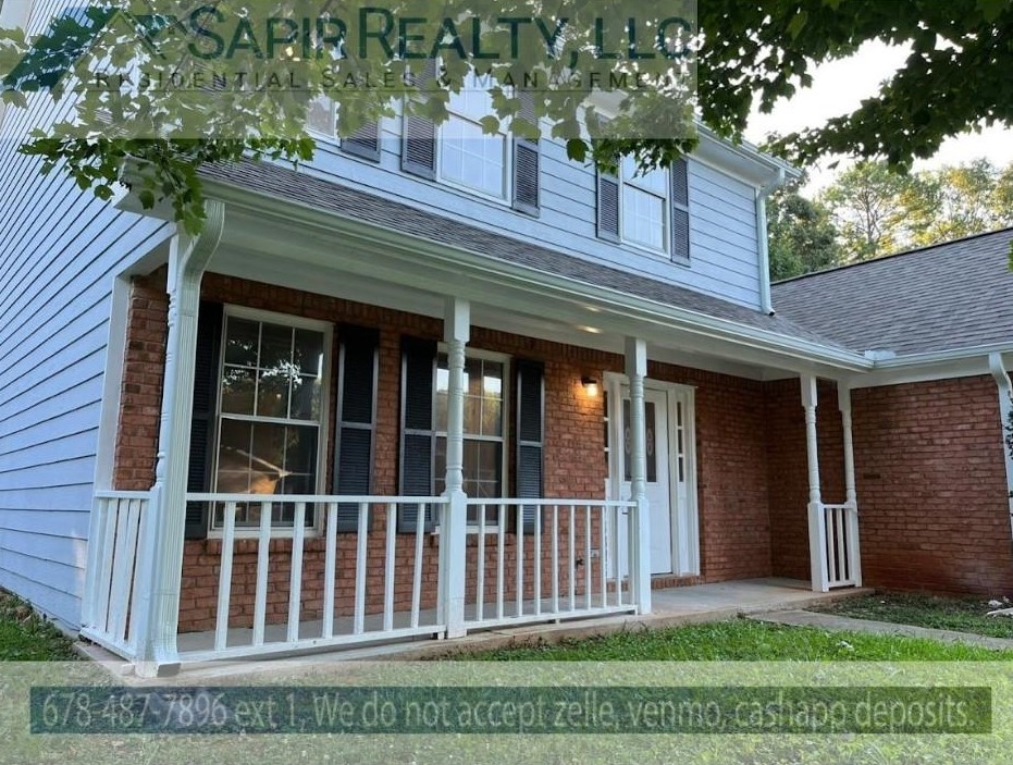979 Oakwood Chase Cir, Stone Mountain, GA 30083