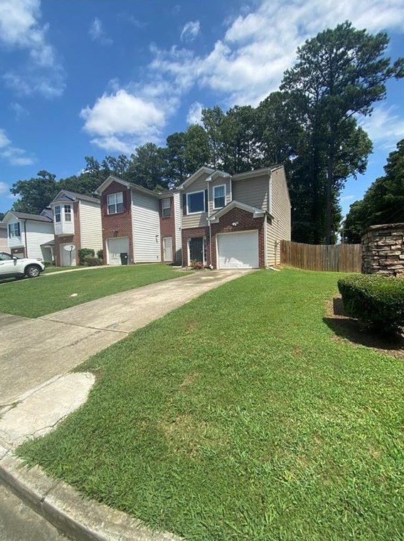 5100 Windsor Forrest Ln, Atlanta, GA 30349-3032