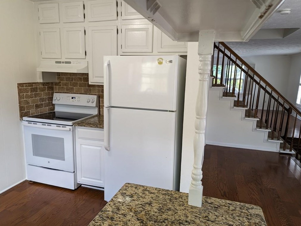 228 Fairview Ave, Decatur GA  30030-2418 exterior