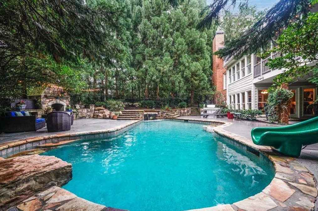 2670 Misty Morning Ln, Roswell, GA 30076-3659