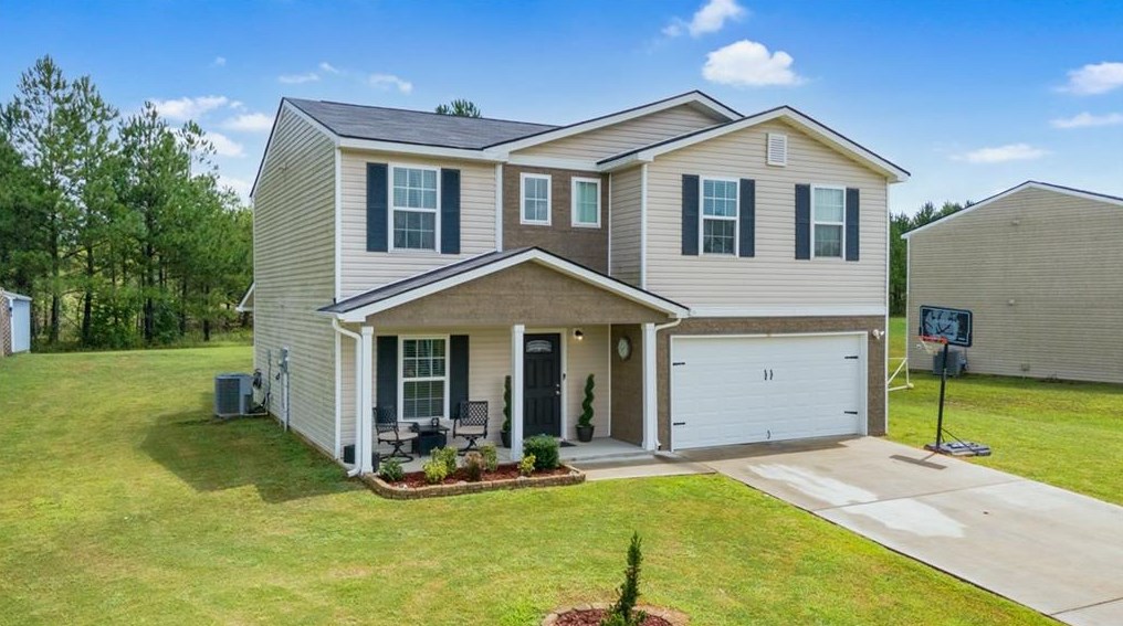 753 Riverside Dr, Calhoun GA 30701-5415 exterior