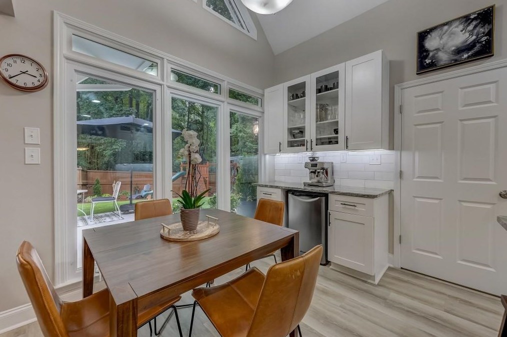 1950 Northbrooke Ln, Atlanta GA exterior