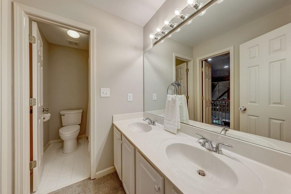 1950 Northbrooke Ln, Atlanta GA exterior