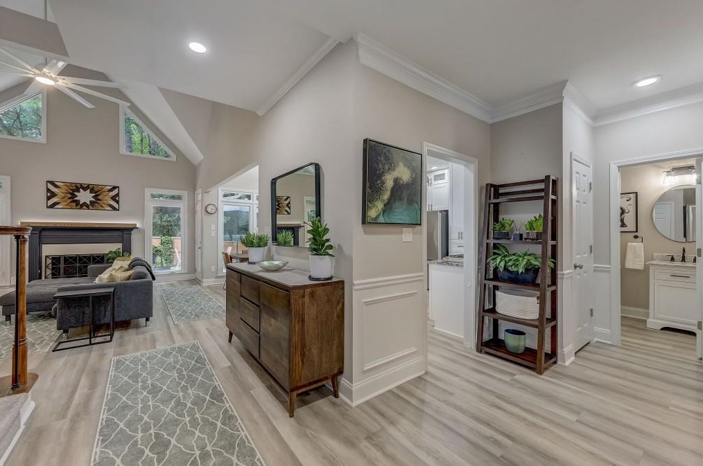 1950 Northbrooke Ln, Atlanta GA exterior