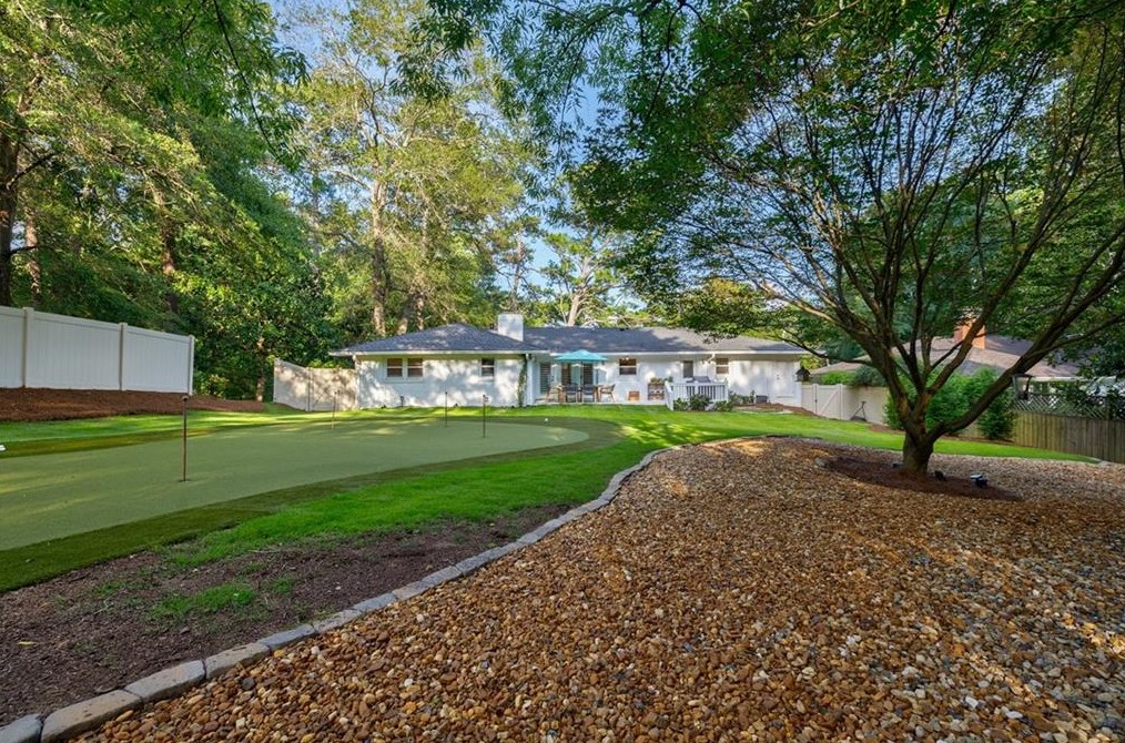 3306 Pine Meadow Rd, Atlanta GA  30327-2220 exterior