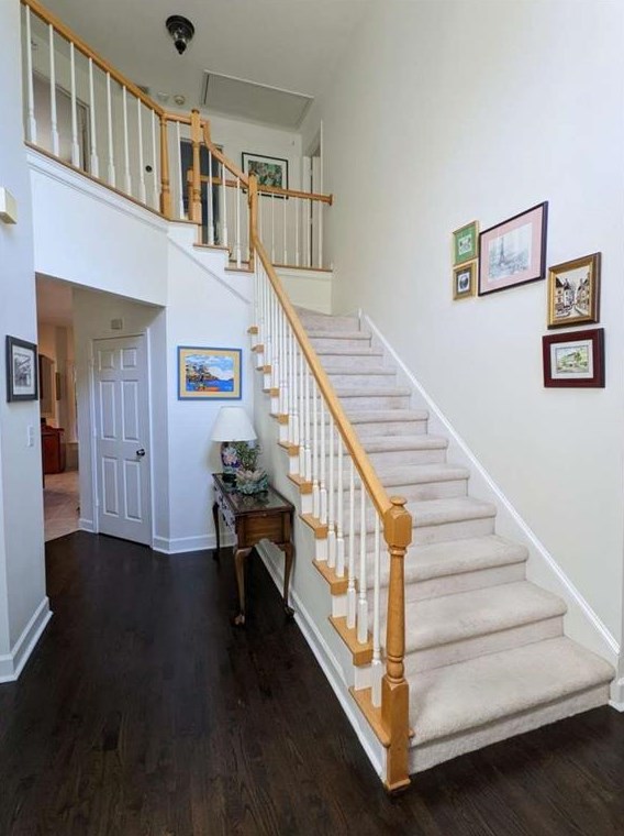 1529 Regency Walk Dr, Decatur, GA 30033-1740