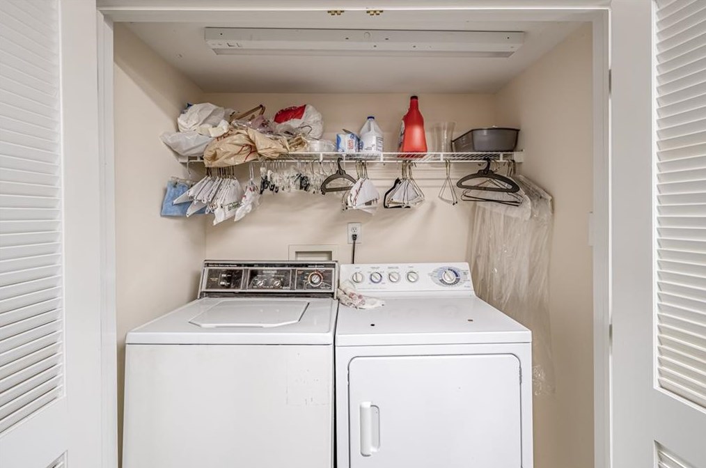 1818 Ramble Ct, Decatur GA  30033-1117 exterior