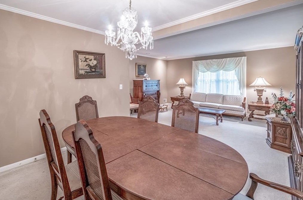 1818 Ramble Ct, Decatur GA  30033-1117 exterior