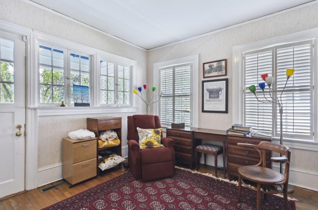 101 Peachtree Way, Atlanta GA 30305-3711 exterior