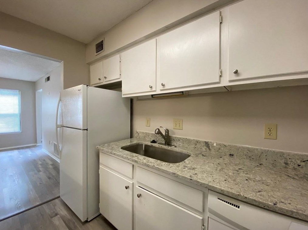 1313 Old Hammond Chase, Atlanta GA  30350-4975 exterior