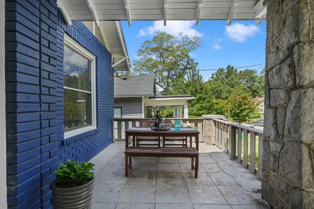 1514 Rogers Ave, Atlanta GA  30310-2306 exterior
