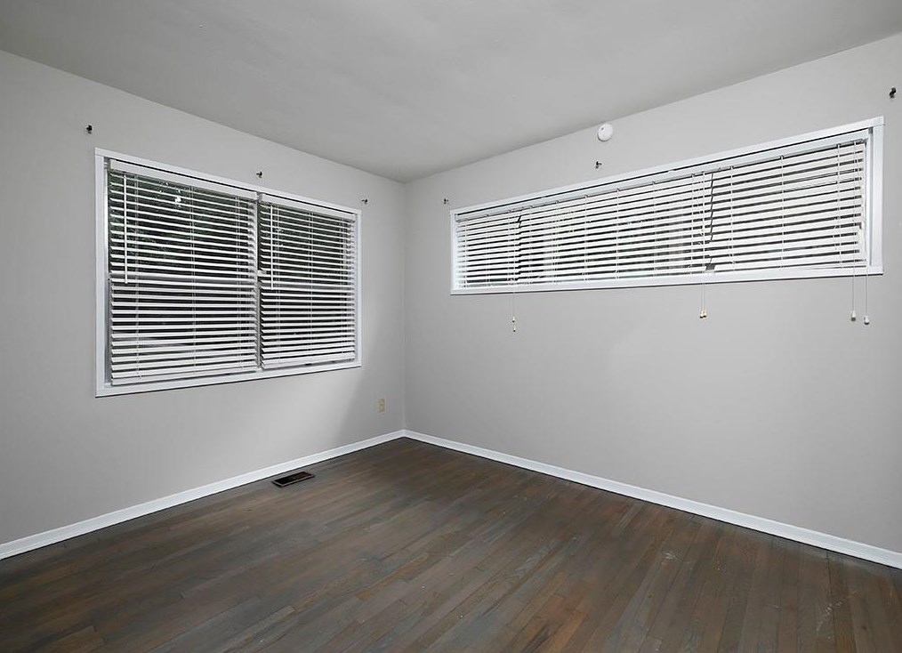 4970 Fairmont Rd, Smyrna GA  30082-5107 exterior