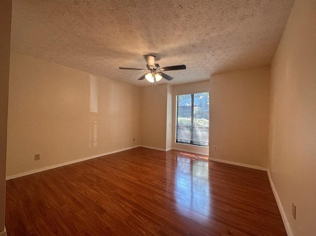 1403 Tuxworth Cir, Decatur GA 30033-5624 exterior