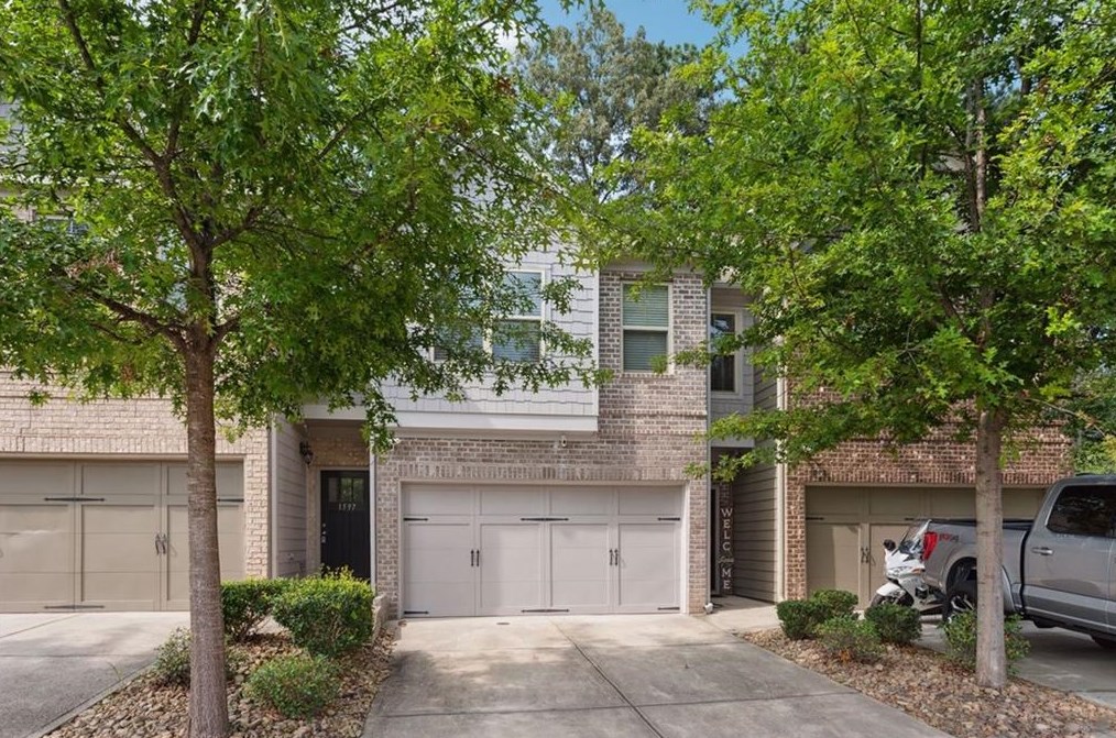 1587 Paxton Dr Sw, Lilburn, GA 30047