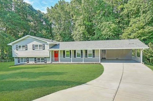 107 Blueberry Trl Nw, Lilburn, GA 30047