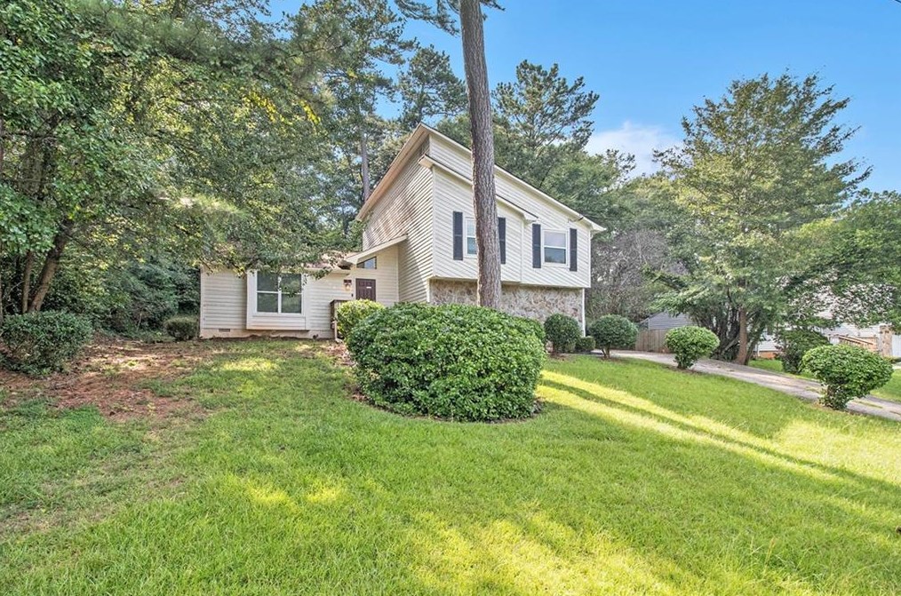 3385 Hollow Tree Dr, Decatur GA  30034-6317 exterior