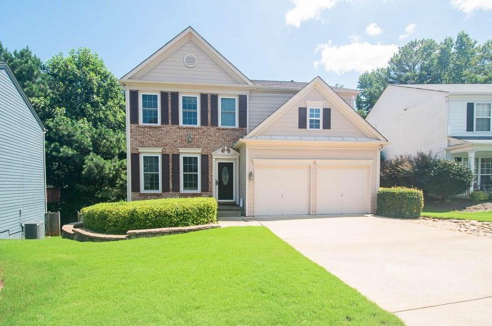 110 Wallnut Hall Cir, Holly Springs, GA 30189