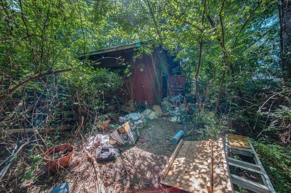 2550 Carolyn Dr, Smyrna GA  30080-2551 exterior