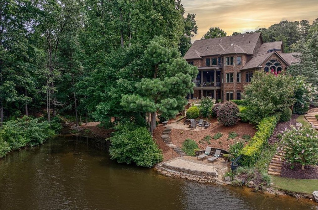 2595 Hermitage Dr, Cumming, GA 30041-6395