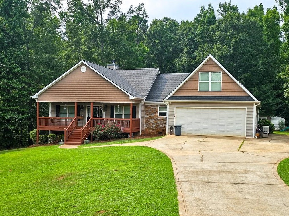 1111 Shoals Ct, Madison, GA 30650