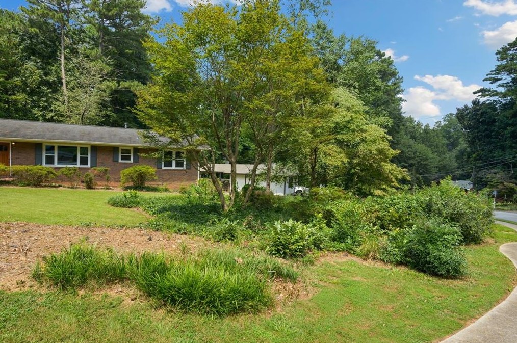 3490 Dunn St, Smyrna GA  30080-4470 exterior