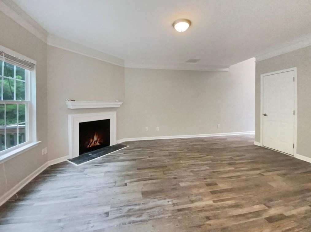 574 Hansen Dr, Locust Grove, GA 30248