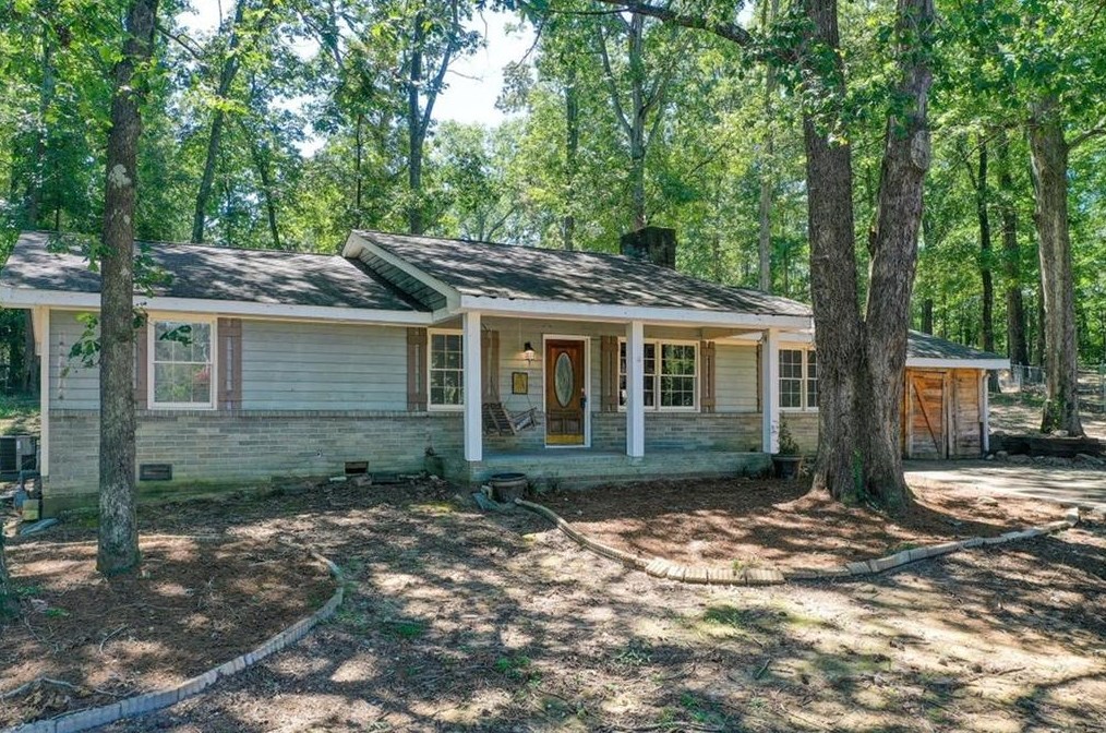 932 Ray Dr Nw, Conyers, GA 30012