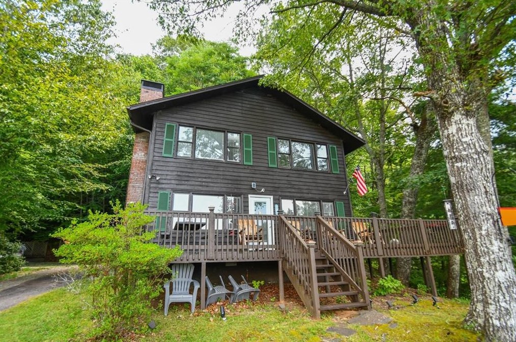 1546 Black Branch Rd, Rabun Gap, GA 30568