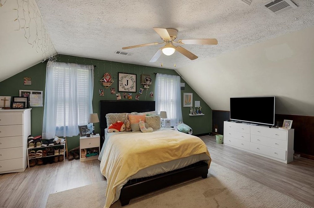 152 Timms Loop, Calhoun GA  30701-4533 exterior