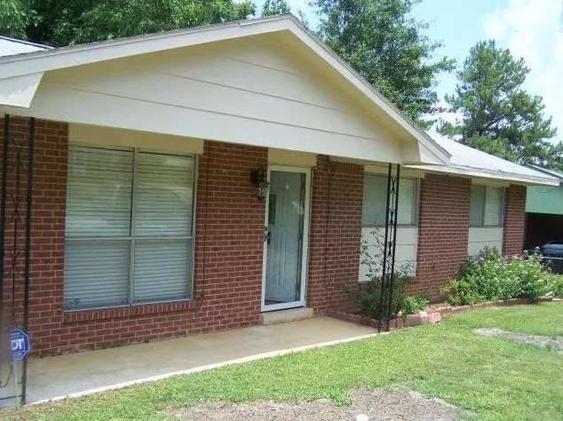 59 Appolo Dr, Columbus, GA 31907-6331