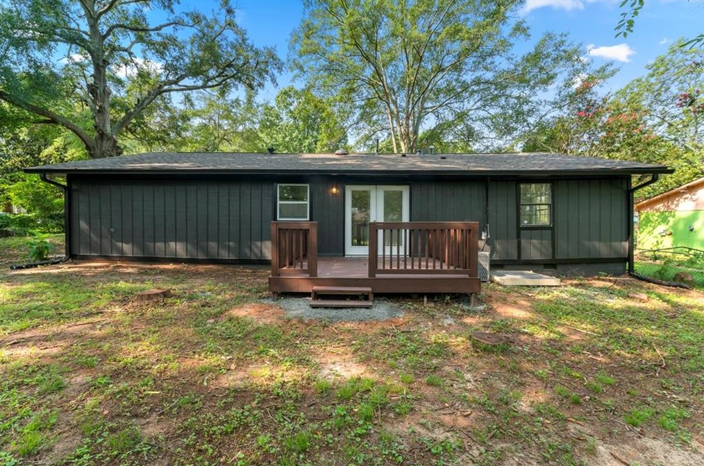 1726 Austin Rd, Decatur GA  30032-4807 exterior