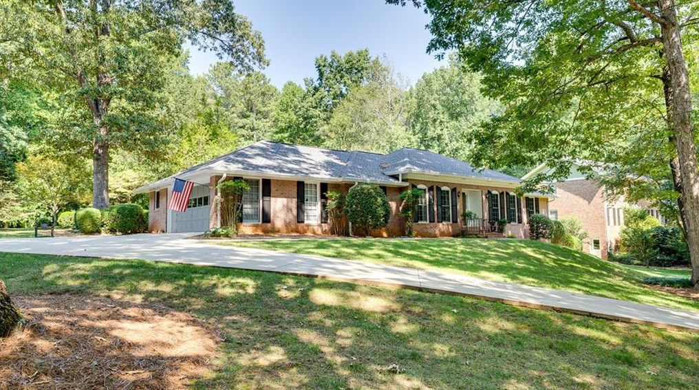 625 Steeple Run, Roswell, GA 30075-2144
