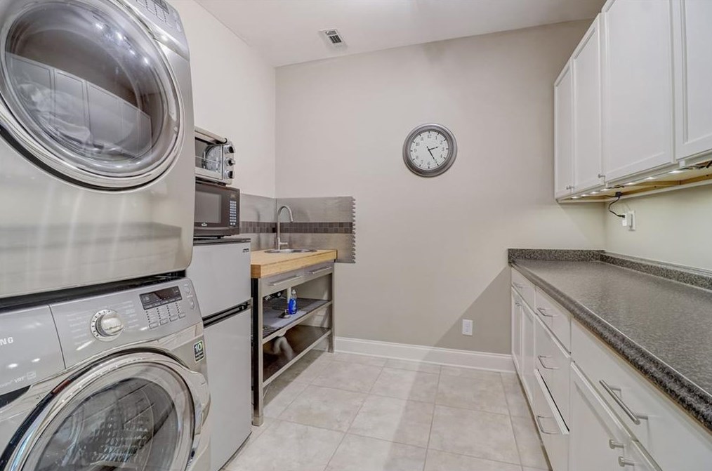 3405 Pretty Br Dr, Smyrna GA  30080-4454 exterior