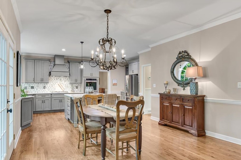 10825 Centennial Dr, Alpharetta GA 30022-4924 exterior