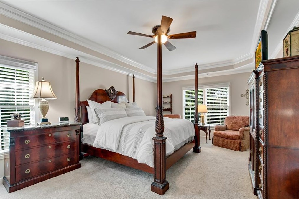 10825 Centennial Dr, Alpharetta GA 30022-4924 exterior