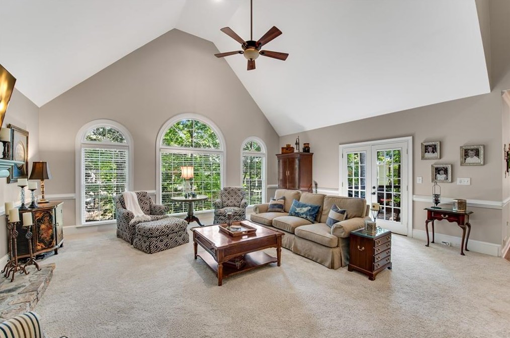 10825 Centennial Dr, Alpharetta GA 30022-4924 exterior