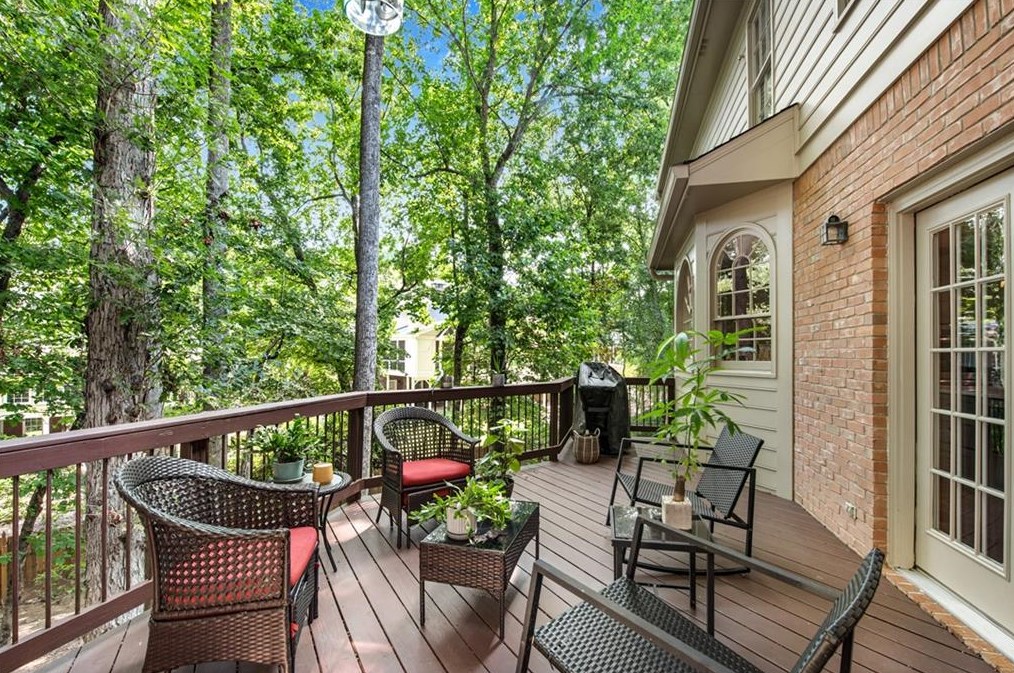 10825 Centennial Dr, Alpharetta GA 30022-4924 exterior