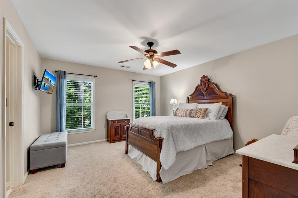 10825 Centennial Dr, Alpharetta GA 30022-4924 exterior