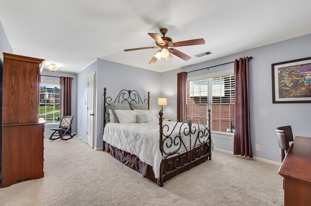 10825 Centennial Dr, Alpharetta GA 30022-4924 exterior