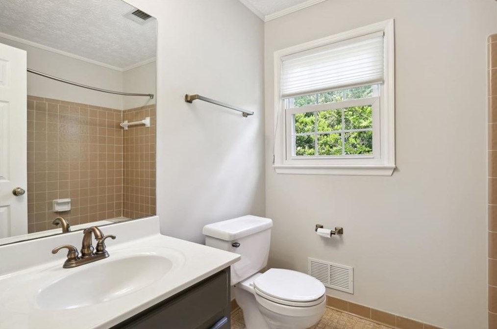 3071 Maple Ln, Alpharetta GA 30009-1579 exterior