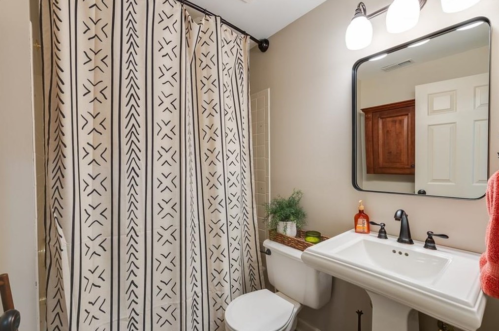 3165 Kingshouse Cmns, Alpharetta GA 30022-7607 exterior